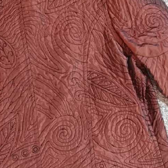 Yak Magik embroidered silk jacket - Picture 9 of 9